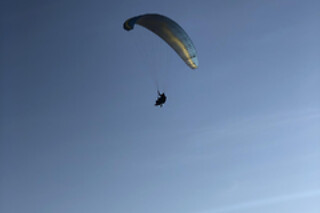 Un vuelo térmico de montaña en parapente para 2 en Airparapente en Alarilla (Guadalajara)