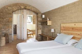 Dos noches con cena para 2 en Can Buch Hotel ECOTurismo en Sant Aniol de Finestres (Girona)