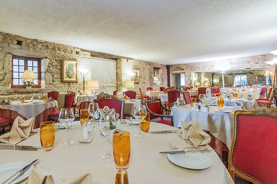Château de Périgny - photo 3