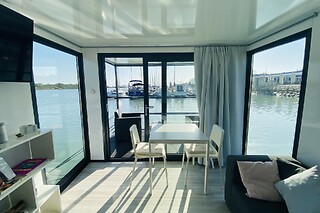 Dos noches en una casa flotante para 2 en Houseboat - casa flotante en El Puerto de Santa María (Cádiz)