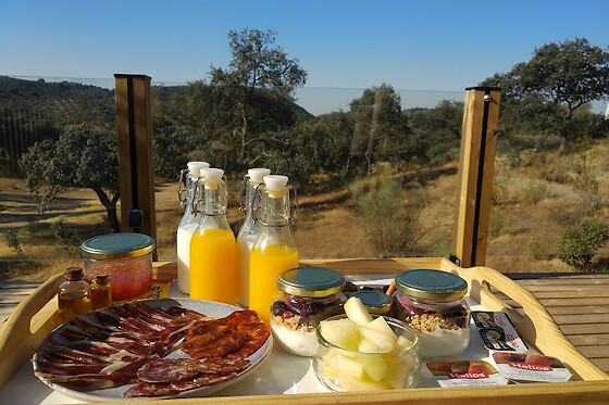 Una noche en Tubbo glamping con desayuno para 2 en La Dehesa Experiences en Adamuz (Córdoba)
