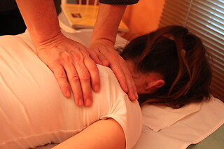 Un masaje relajante de cabeza y cuello para 2 en Centro de Shiatsu Ki Kai en Madrid