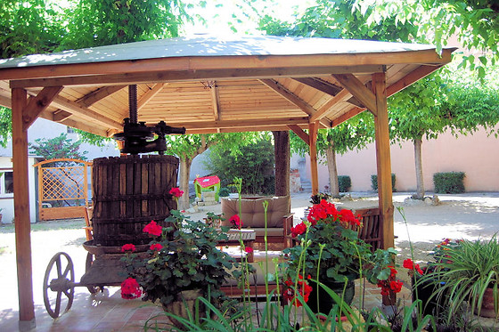 HOSTAL FABRELLAS - photo 2