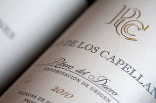 Visita a parcelas únicas con cata de 6 vinos para 2 en Pago de los Capellanes en Pedrosa (Burgos)