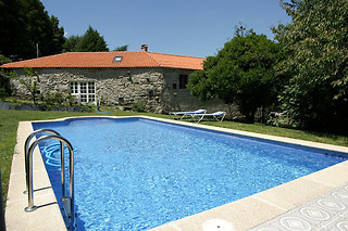 Dos noches con cena para 2 en Pazo Larache en Santa Cristina de Cobres (Pontevedra)