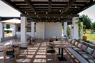 Una cena o comida para 2 en Restaurante Las Corchuelas en Hospes Palacio de Arenales & Spa***** en Cáceres