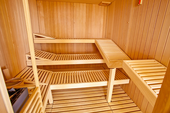 Breaking Business Hotel - photo 2