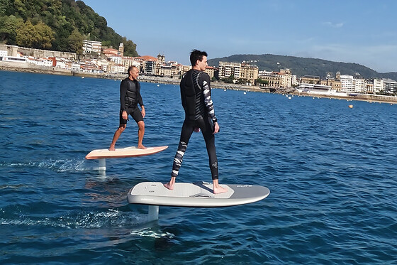 Una experiencia de vuelo eFoil para 1 en Surf-Magic en Altea (Alicante)