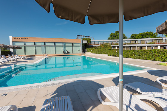Viest Hotel - photo 12