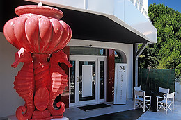 M Glamour Hotel