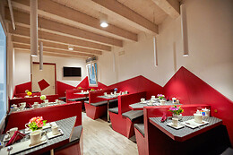 Hospitality Hotel