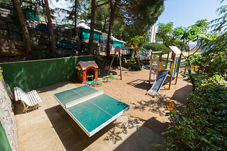 Dos noches con desayunos para 4 en Tienda Kenya - Camping el Far en Calella (Barcelona)