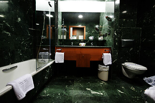 Una noche con experiencia bienestar para 2 en Gran Hotel Lakua***** en Vitoria-Gasteiz