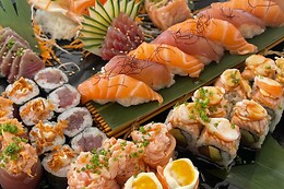 MÚA HITO SUSHI LOUNGE