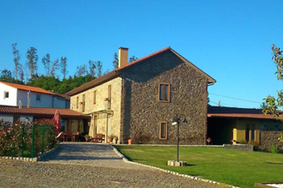 Una noche apartamento con desayuno para 2 en Casa da Paioca en Carral (A Coruña)
