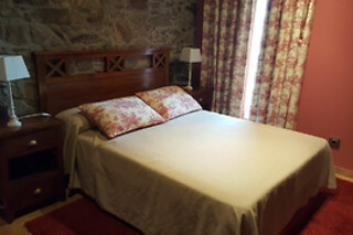 Una noche apartamento con desayuno para 2 en Casa da Paioca en Carral (A Coruña)