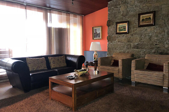 Una noche apartamento con desayuno para 2 en Casa da Paioca en Carral (A Coruña)