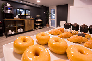 Una noche en habitación triple con desayuno para 3 en U Hotel Darío Lugo** en Lugo