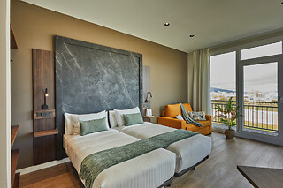 Una noche con experiencia bienestar en estudio con balcón para 2 en Apartamentos Silken Fontibre Iberia &Spa en Nestares (Cantabria)