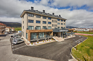 Una noche con experiencia bienestar en estudio con balcón para 2 en Apartamentos Silken Fontibre Iberia &Spa en Nestares (Cantabria)
