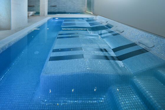 Un acceso a espacio bienestar con cava y chocolates para 1 en RH Bayren & Spa en Gandía (Valencia)
