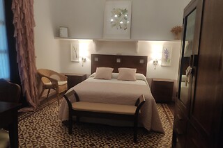 Una noche con desayuno y degustación de vinos y quesos locales para 2 en Hotel Rural La Vida de Antes en Consuegra (Toledo)