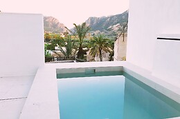 CASA CUEVA CALBLANCA