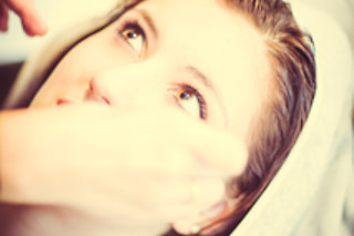 Un tratamiento facial para 2 en Centro de Belleza Gladis en Bilbao (Bizkaia)
