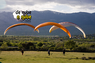 Curso inciación al parapente en Miraflores de la Sierra (Madrid)