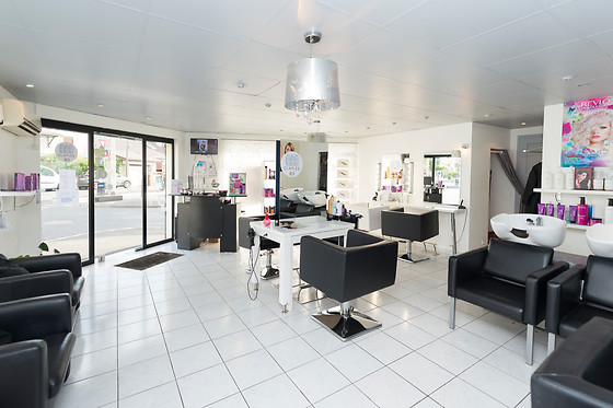 Institut et salon de coiffure Lena - photo 2