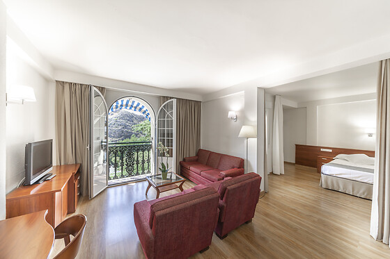 Una noche en habitación doble estándar con desayuno para 2 en Balneario de Fitero - Hotel Gustavo Adolfo Bécquer en Fitero (Navarra)