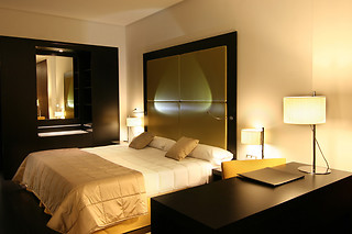 Una noche en suite con desayuno para 2 en Gran Hotel Don Manuel**** en Cáceres