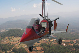 Mini curso de pilotaje para 1 en Corvus air en  Oviedo (Asturias)