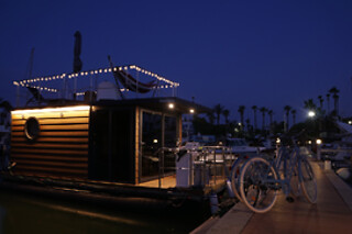 Dos noches para 2 en Little París- La Mansion Bateau en San Roque (Cádiz)
