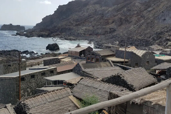 CASITA PAJERO EN EL POZO DE LAS CALCOSAS - photo 2
