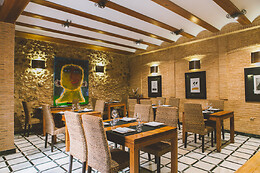 HOTEL CASA BABEL