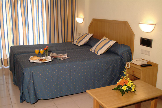 HOTEL AR ROCA ESMERALDA & SPA - photo 4
