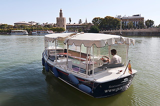 Paseo exclusivo en barco por el río Guadalquivir (Sevilla)