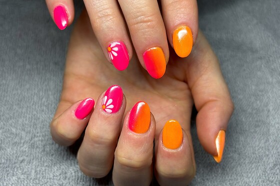 So Pretty Nails - photo 1