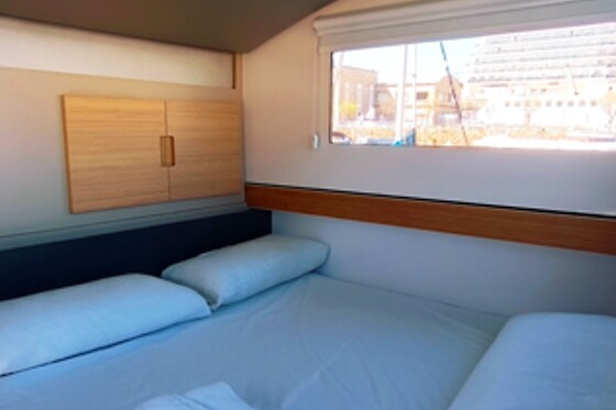 Dos noches en la casa flotante hasta 6 personas en Different Charter en Vigo (Pontevedra)
