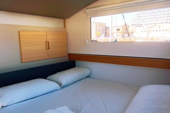 Dos noches en la casa flotante hasta 6 personas en Different Charter en Vigo (Pontevedra)