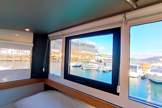 Dos noches en la casa flotante hasta 6 personas en Different Charter en Vigo (Pontevedra)