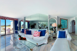 Hotel Suites Albayzín del Mar**** en Almuñécar (Granada)