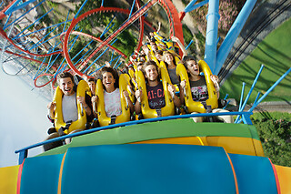 PortAventura - 1 día / 1 parque / 2 adultos + 1 niño