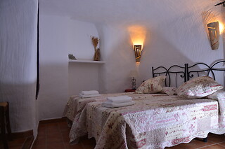 Dos noches en cueva para 4 en Casa Cueva El Mirador de Galera y de Orce en Galera (Granada)