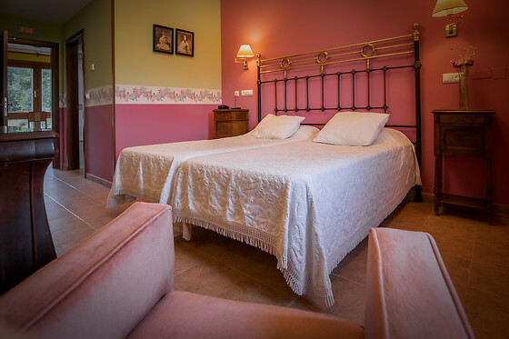 HOTEL VILLA DE VINUESA Y HOTEL REMANSO - photo 1