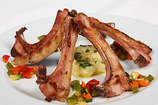 Restaurante Abrasador Casa Benito en Alcalá de Henares (Madrid)