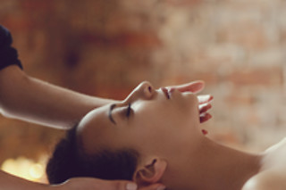 Un masaje relajante de cabeza y cuello para 2 en Centro de Shiatsu Ki Kai en Madrid