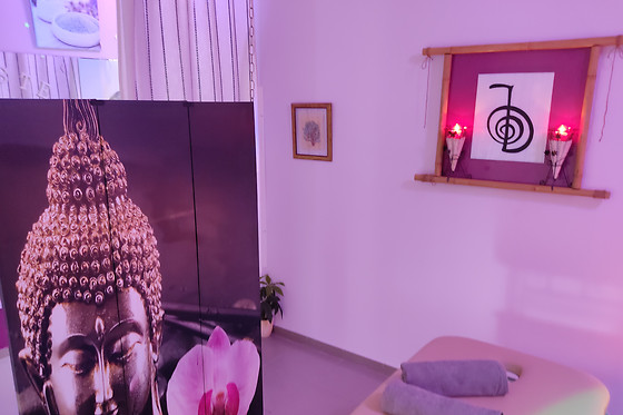 Una experiencia La Magia del tacto para 2 en Centro Sevilla Bienestar en San José de la Rinconada (Sevilla)