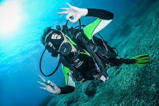 Un curso de buceo para 2 en Bluwater Menorca en Menorca